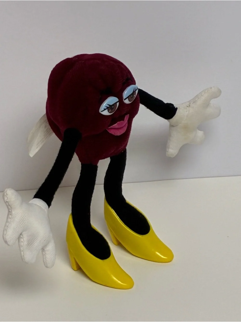Hardee's Vintage Plush Bendable California Raisins Lady 1988 Applause Heels 6in